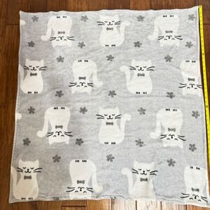 VTG Cat with Bow Tie Fleece Blanket  floral Grey White Lap 44x44
